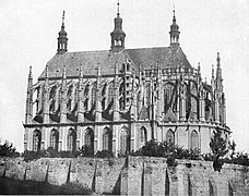 Iglesia de Santa Bárbara en Kutná Hora antes de la reconstrucción (foto de Andreas Groll, 1856)