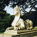 Chiswick House: Statue near cedars