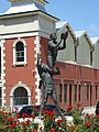 Image 56Statue in Fremantle of an Australian rules footballer taking a spectacular mark (from Culture of Australia)