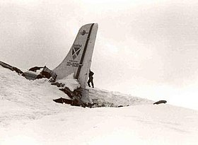 Les restes du DC-6 sur le Monte Terminillo.