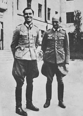 Claus von Stauffenberg met Albrecht Ritter Mertz von Quirnheim, juni 1944