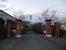 三重中京大学正門