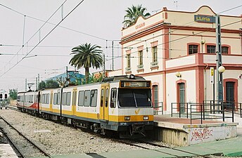 03/07: Unitat de la sèrie 3700 de Metrovalencia com la involucrada en l'accident de metro a València de 3 de juliol de 2006.