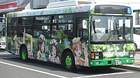 ラブライブ4号車（エルガミオ ノンステップバス）2527 元西武観光バス