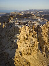 17/04: Vista aèria de Masada, antiga fortificació en el desert de Judea