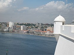 Anvista de Luanda dende a Fortaleza de Sant Miguel