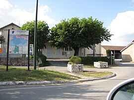 The town hall in Paulhiac