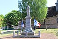 Gefallenendenkmal im Ortsteil Escaufourt