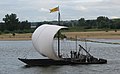 La Gabaro Montjeannaise navige sur la Loire (Conception François Beaudouin kaj Philippe Boursier).