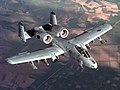 Das US-Erdkampf-Militärflugzeug Fairchild-Republic A-10 ('Warzenschwein' / 'Thunderbolt')