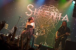 Sirenia egy 2010-es São Pauloi fellépésük alkalmával