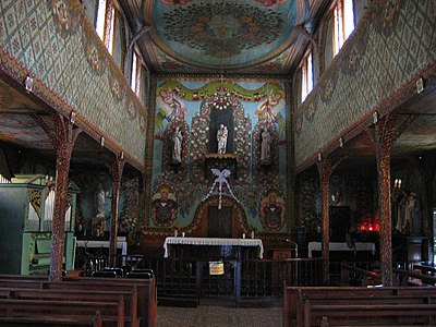 Intérieur de la nef.