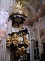 La chaire de la collégiale Sainte-Anne de Cracovie.