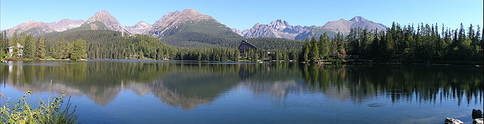 Tatra Mare văzut de la lacul Strbske Pleso