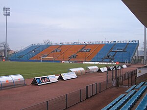 Die Osttribüne im Jahr 2006