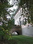 Brücke über den früheren Wassergraben