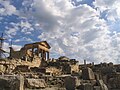 Vue de Dougga avec son capitole.