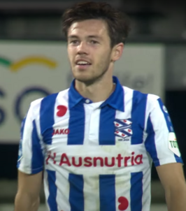 Mitchell van Bergen in het shirt van SC Heerenveen