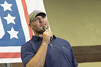 Urlacher-troops-2014.jpg