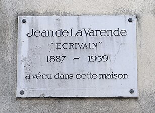 Plaque au no 165.