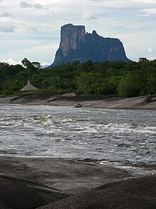 Cerros Autana