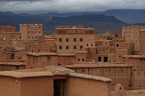 Vista de alguns dos muitos casbás de N'Kob