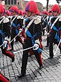 Élèves Officiers défilant en grande uniforme