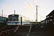 KR505と鉾田駅の暮色（2007年3月）