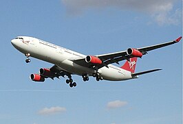 Een Airbus A340 van Virgin Atlanctic Airways