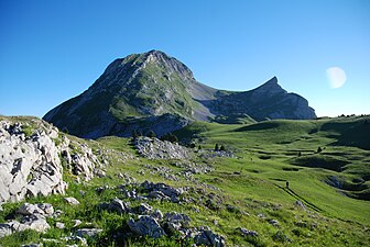 Grand et petit Veymont au matin Photograph: Regisoriol