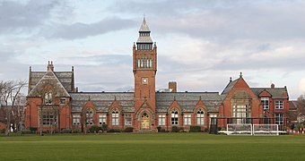 Main block of Merchant Taylors' School, Crosby