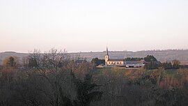 A general view of Pont-Bellanger