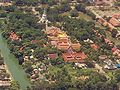 Vue aérienne de Wat Phra Si Mahathat en 2001