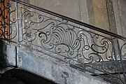 Puivert : détail de la rampe d'escalier.