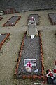 Reconstitution de tombes allemandes dans le cimetière