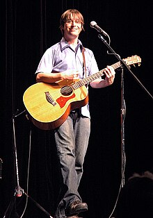 Justin-Roberts-Guitar.jpg