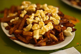 Poutine, nasjonalrett i Canada.