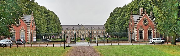 Hôpital Marguerite de Flandre (Seclin), view from Avenue des Marronniers