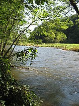 L'Yonne après le barrage de Pannecière.