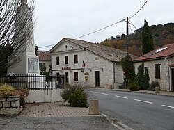 Skyline of Valeilles