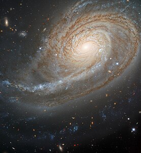 ハワイマウナ・ケア山頂にあるジェミニ北望遠鏡で撮像された渦巻銀河NGC 772。