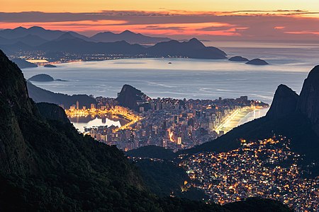 "Contrasts_of_Rio_de_Janeiro_-_Rocinha,_Ipanema,_and_Mountains_at_Sunrise.jpg" by User:Donatas Dabravolskas