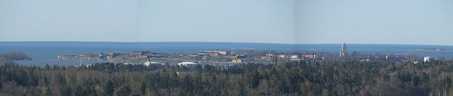 Pogled na Suomenlinnu iz Helsinkija