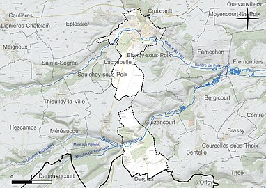 Carte en couleur présentant le réseau hydrographique de la commune