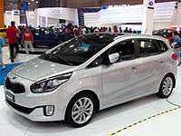 Kia Carens generasi ketiga (2013-2016)