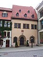 Rumah yang hingga tahun 2004 dianggap sebagai tempat Luther mangkat.[258] Dikatakan bahwa Luther sebenarnya wafat di Markt 56, sekarang merupakan lokasi Hotel Graf von Mansfeld.