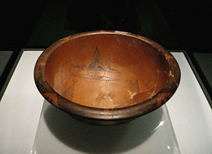 Painted red and black bowl from the Yangshao culture period in China (4500 BC), in the National Museum of Beijing