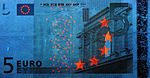 5 euro note under UV light (Obverse)