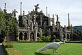 La statua del liocorno nel giardino barocco sull’Isola Bella, Stresa.