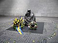 Skulpturen «Mor med død sønn» av Käthe Kollwitz, inne i Neue Wache Foto: Harabanar